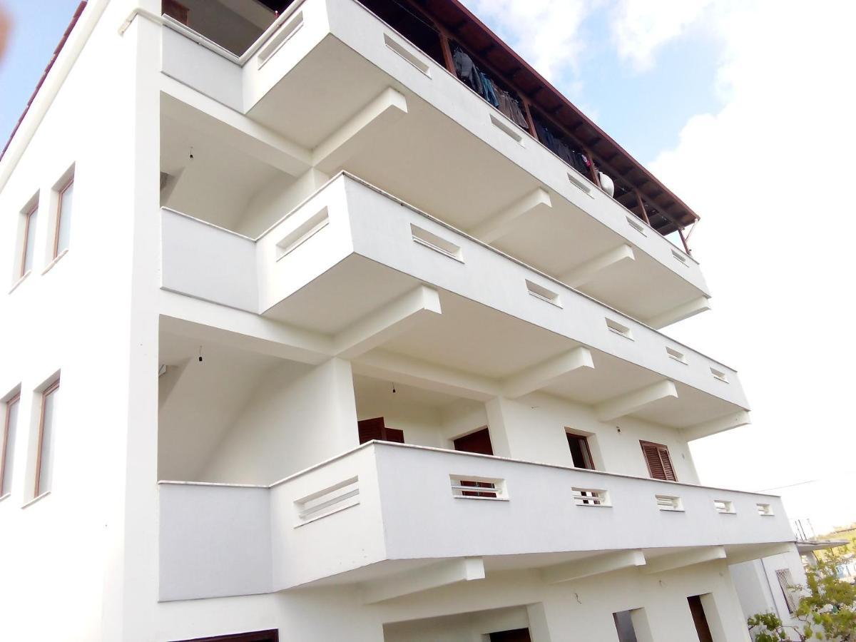 Vila Bali Durrës 外观 照片